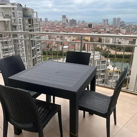 Sea View Apt In Asian Side Perfect Location Apartamento Estambul