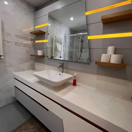 Sea View Apt In Asian Side Perfect Location *